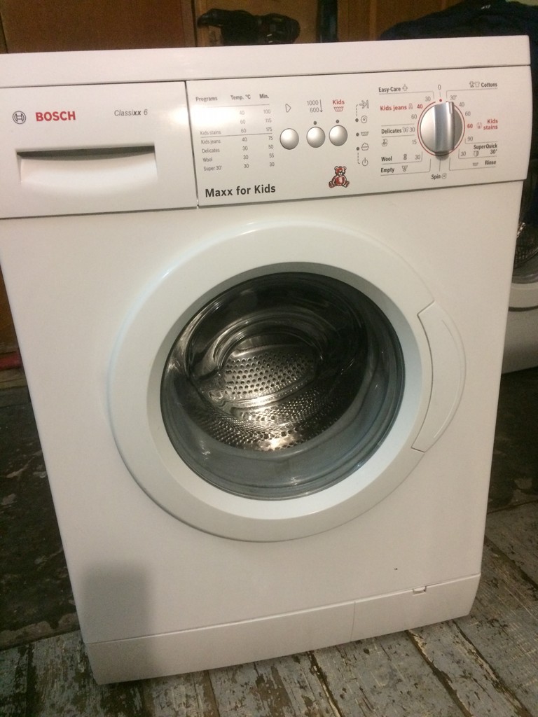 <span class=text14white>Bosch Classixx 6</span>